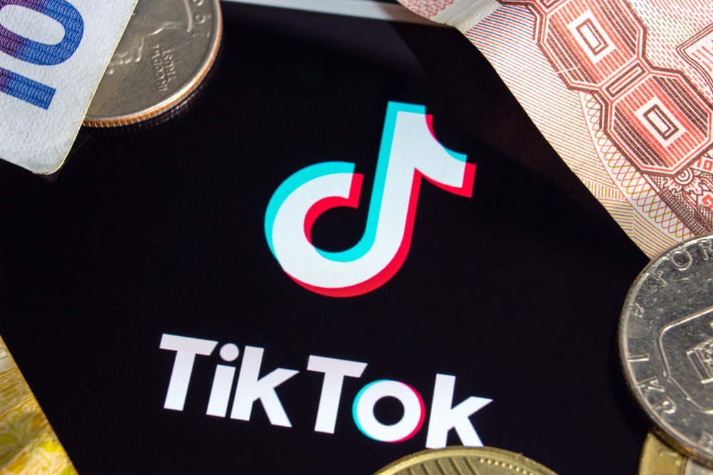 memasukan kode undangan tiktok